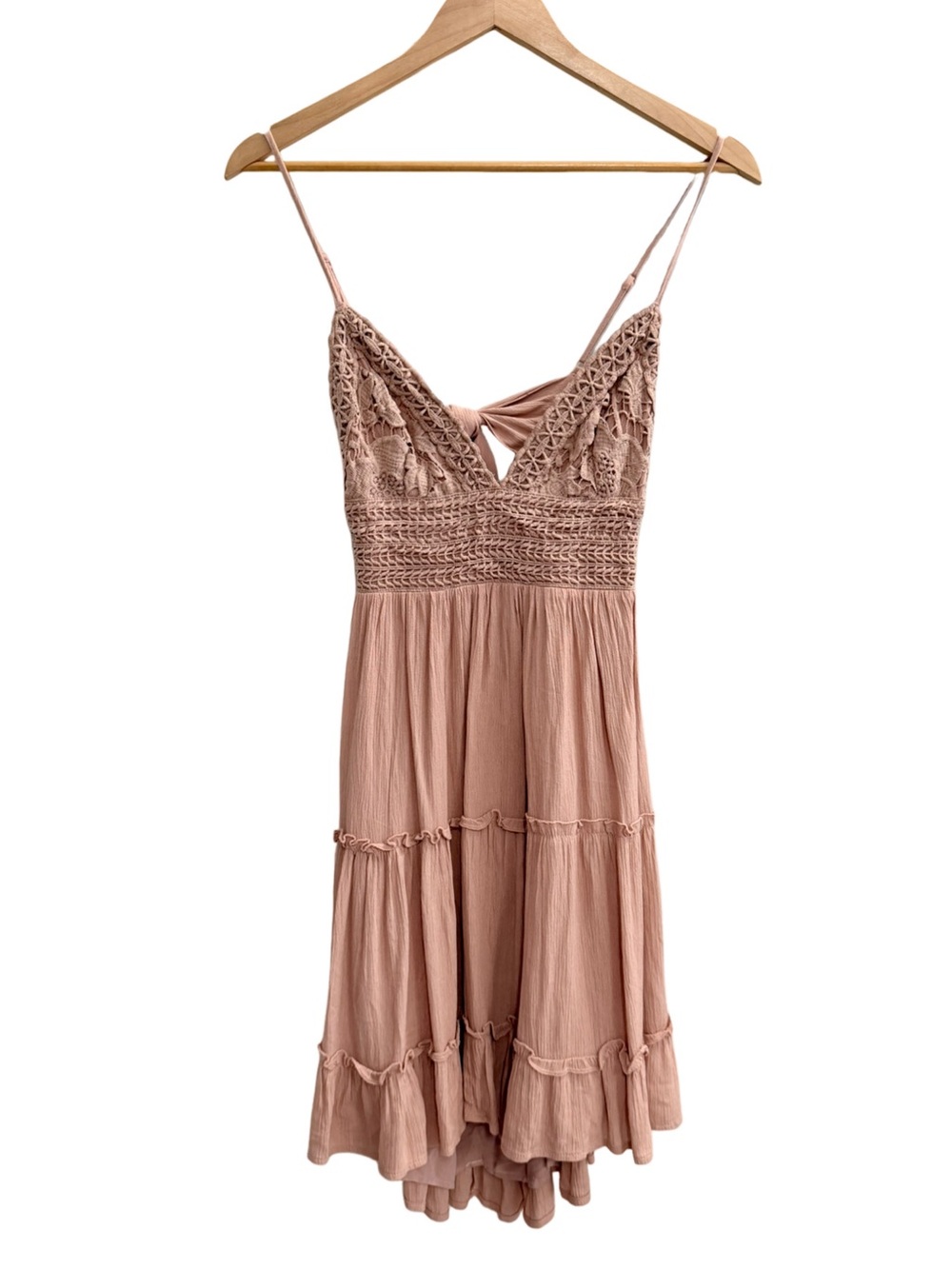 NWT Mahina Boutique Crochet Lace Tiered Midi Dress Pink Size Small